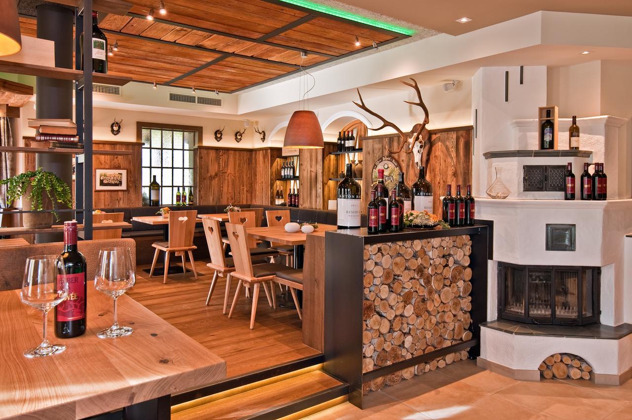 Gasthof - Restaurant Hubertushof Peilstein im Mühlviertel Екстериор снимка